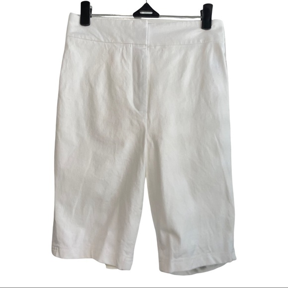 𝅺aritzia Babaton Biker Shorts size 4 - Picture 1 of 4